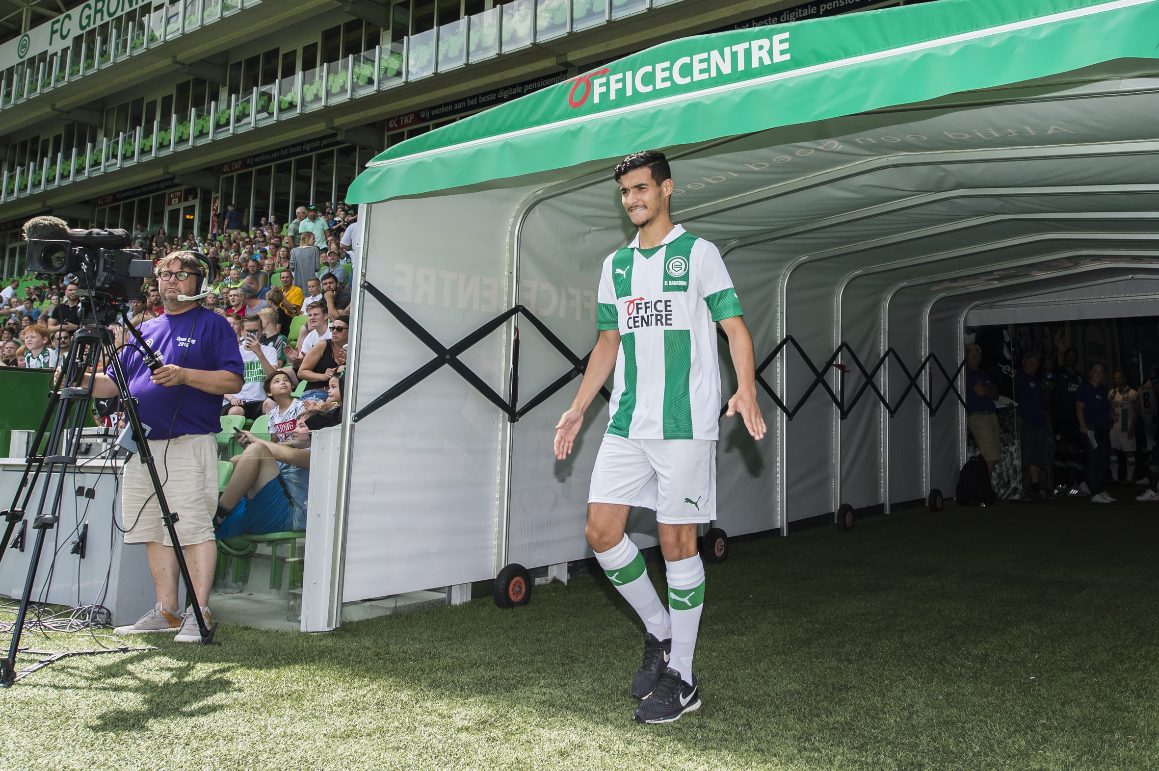 El Hankouri loopt uit tunnel