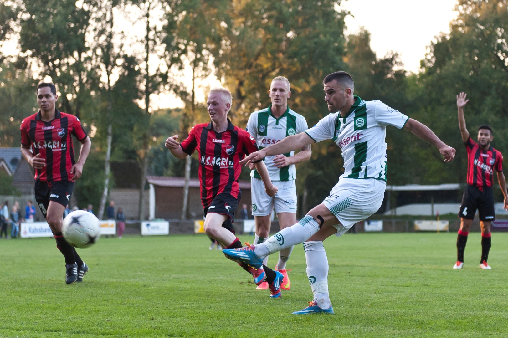 FC wervelt in eerste helft langs Zuidlaarderveen