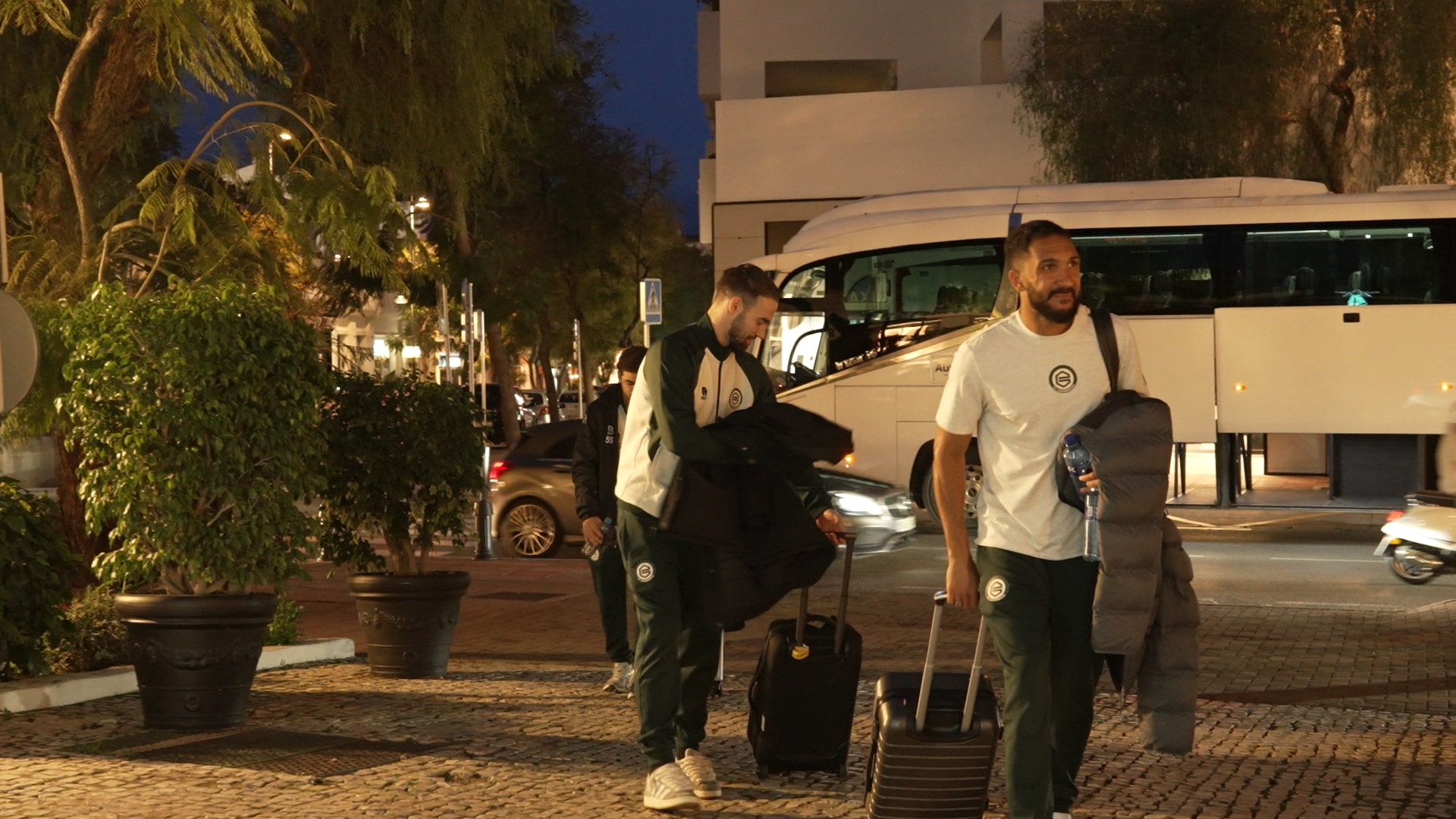 Winterweer in Nederland zorgt voor vertraging richting Marbella