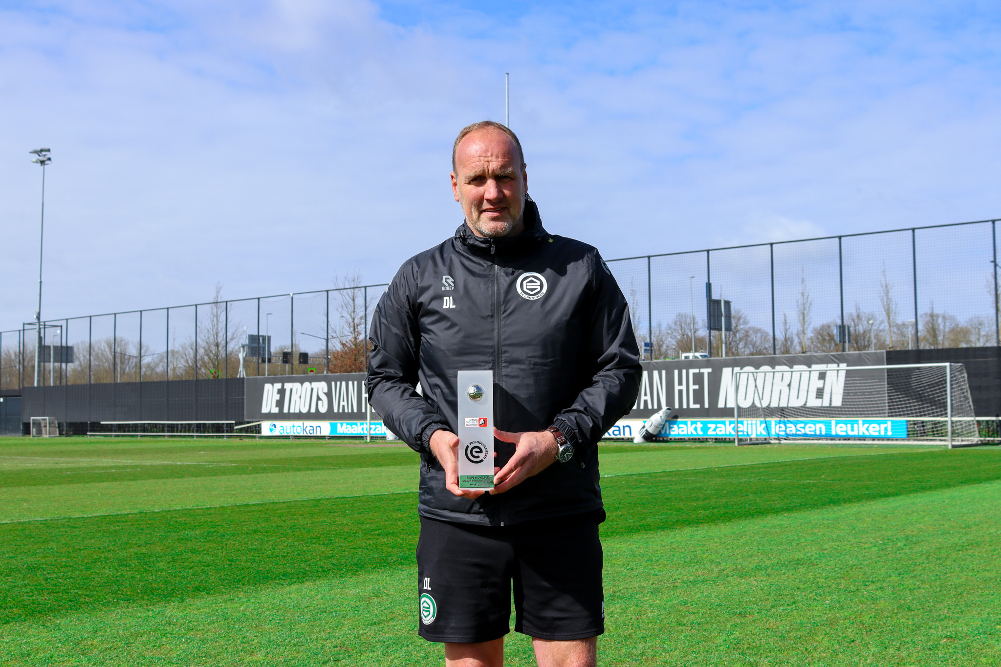 Lukkien wint wederom Rinus Michels Coach van de Maand award