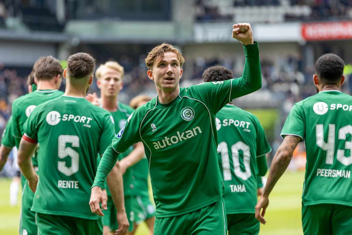 FC wint in Almelo en plaatst zich voor play-offs