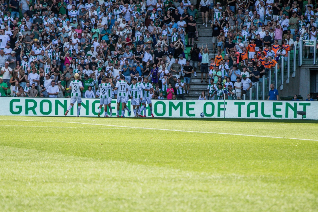 FC Groningen verlengt met hoofd profscouting Arno de Jong